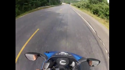 Мотоциклетист бяга от полицията