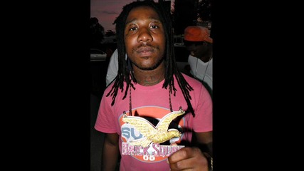 Frenchie ft. Waka Flocka & Skull Gang - Who U Wit [hq]