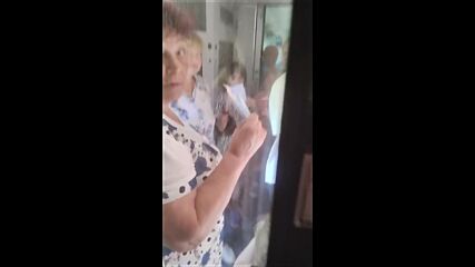 Бързият влак Варна - София аварира преди гара Павликени