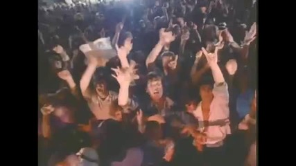 Bon Jovi - In And Out Of Love (live) Hq 