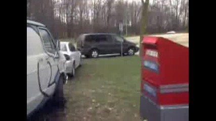 Креативно Паркинг Решение