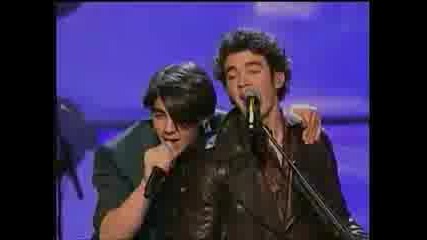 Jonas Brothers - Tonight (live At The Kids Inaugural)