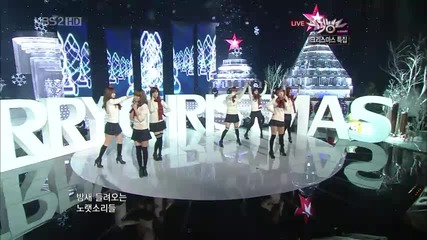 Rainbow - White ~ Music Bank (24.12.10) 