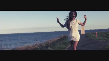New 2015 ! Scaramouche feat. Coral - Je Voyage ( Official Video )