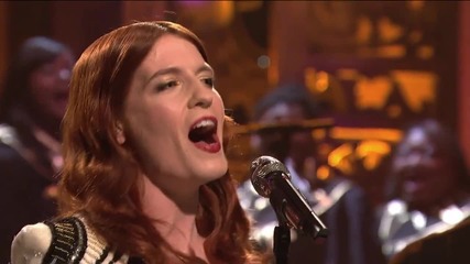 Florence + The Machine - Shake It Out (live on Snl)
