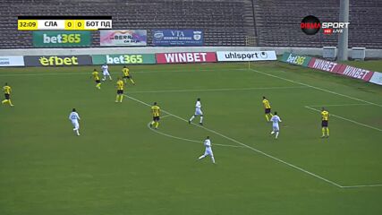 Славия - Ботев Пд 0:0 /първо полувреме/