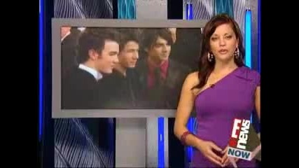 Nick Jonas dishes on solo work - E! News Now (12 - 1 - 2009) 