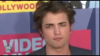 Robert Pattinson спасява изгубено дете 