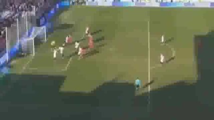 Кристяно Роналдо вкарва гол с пета!