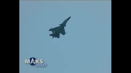 Изтребител Su 30 