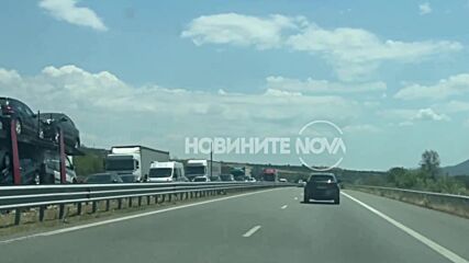 Километрични задръствания в Кресненското дефиле