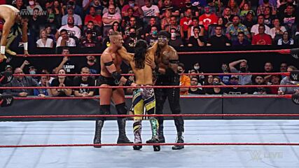 Mustafa Ali vs. T-BAR: Raw, Aug. 9, 2021