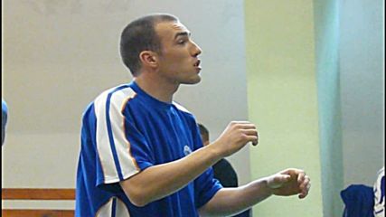 Асен Великов