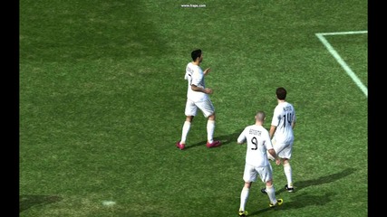 Фамозен гол на Кристиано Роналдо - Fifa 11