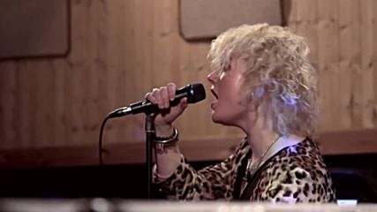 Rebecca Downes - Messed Up Official