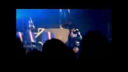 Rihanna - Shut Up And Drive Live!