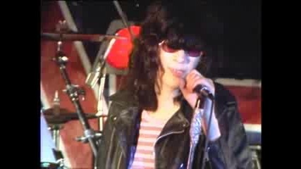 Ramones - Its Not My Place ( In The 9 To 5 World) 