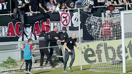Бесни фенове на Локомотив Пловдив нахлуха на терена след загубата от Хебър