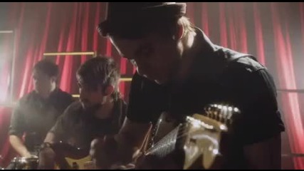 Paramore - The Only Exception official Video 
