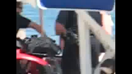 Nick Jonas walking on Va beach 30.08.2010g.