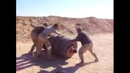 Ето, какво вършат американските войници в Ирак преэ свободното си време! 