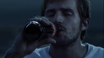 Coca Cola реклама 2010 - ходене на сън 
