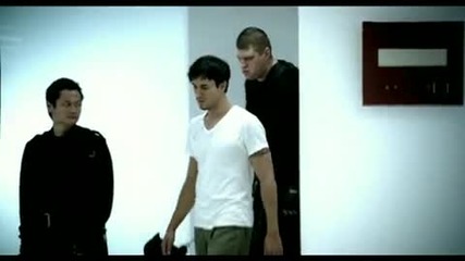 Enrique Iglesias - Addicted