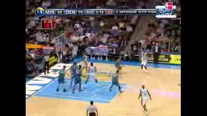 Carmelo Records Quarter to Remember 
