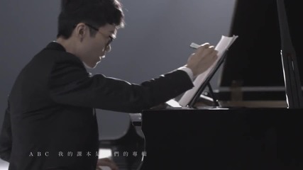 Khalil Fong(方大同) - Xiao Fang(小方) {превод}