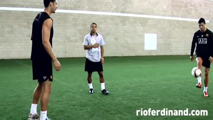 Cristiano Ronaldo Freestyle Skills _ #5 Players Lounge