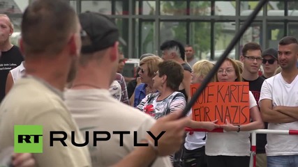 Germany: Scuffles break out as right-wing demo is met with counter-protest