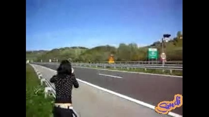 С 200km - на задна гума 