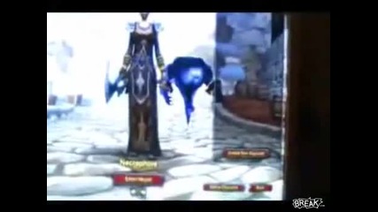 World of Warcraft полудяване -човек унищожава компютър