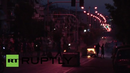Greece: Clashes erupt at march in memory of murdered rapper P. Fyssas