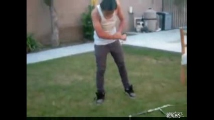 wannabe - ninja - slices - his - arm - open 1
