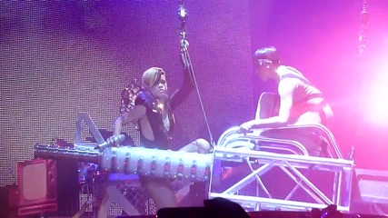 Rihanna te amo Live Marseille