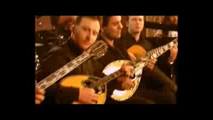 Giannis Ploutarxos - Kamia de moiazei me senane matia mou.flv