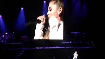 Ariana Grande - Leave Me Lonely (feat. Macy Gray) Live
