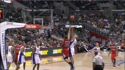 Blake Griffin Insane Alley Oop One - Handed Dunk H D