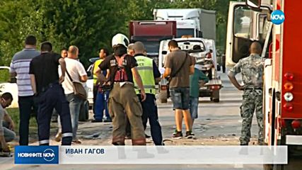 Три камиона и четири коли се удариха край Пловдив, има ранени