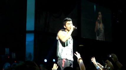 Jonas Brothers - Feelin' Alive Opening - Live In Concert Tour 2010