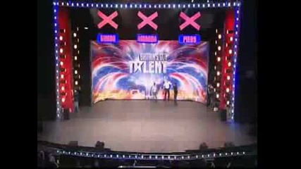 Смях С 60 - Годишен Танцьор В Britains Got Talent 2009!!!