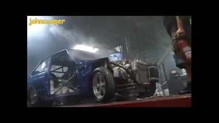 Така Умират 900 коня