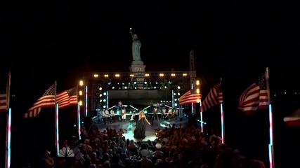 Beyonce - God Bless The Usa - Macys 4th of July 2011