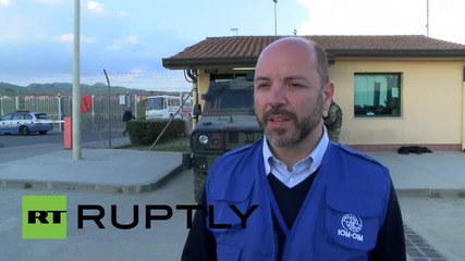 Италия: Либийски корабокрушенци успешно пристигат в център за бежанци
