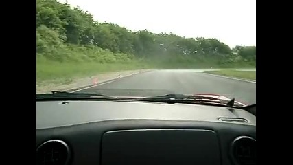 Ferrari 360 Spider ускорява 