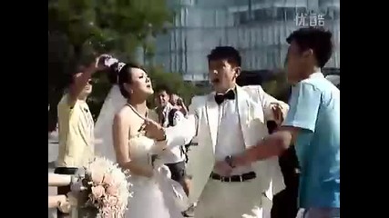 Гей краде младоженец от сватба в Китай