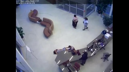 Бременна пристигна в болница и роди на пода във фоайето