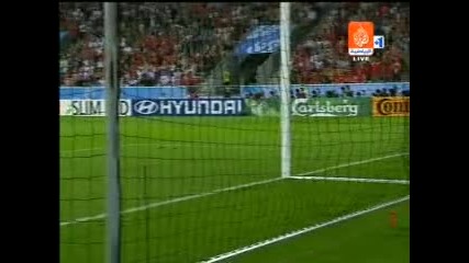 10.06 Испания - Русия 4:1 Давид Виля втори гол