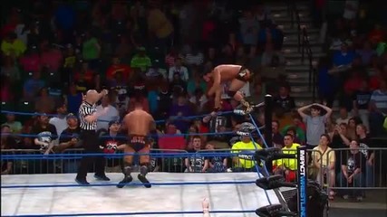 Bobby Roode vs. Chavo Guerrero - May 16, 2013